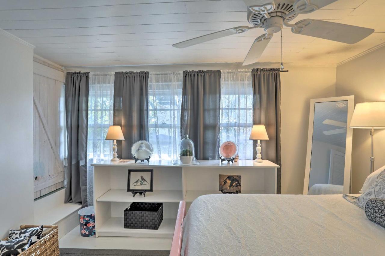 Coastal, Walkable Home In Historic Southport! المظهر الخارجي الصورة