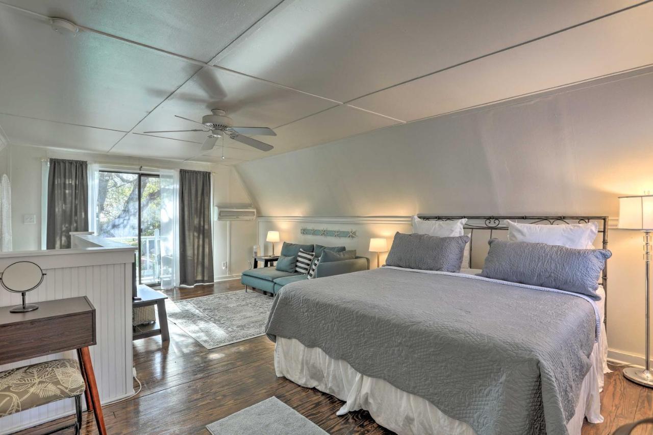 Coastal, Walkable Home In Historic Southport! المظهر الخارجي الصورة